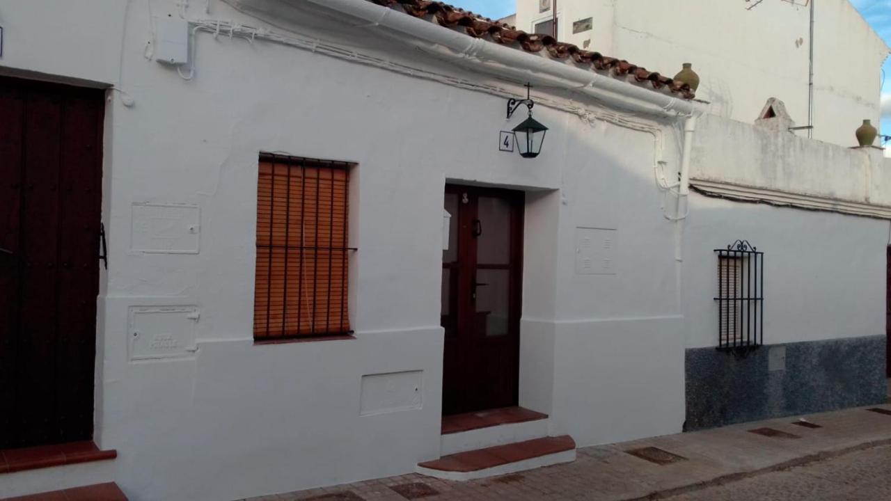דירות היגוורה דה לה סיירה Mi Casita - Higuera De La Sierra מראה חיצוני תמונה